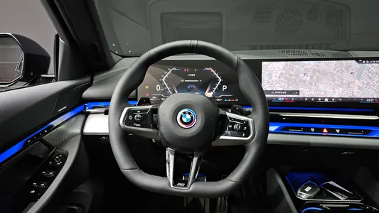 BMW 5 Series (G60) 520i M 2026 12