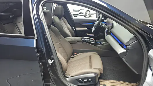 BMW 5 Series (G60) 520i M 2026 10