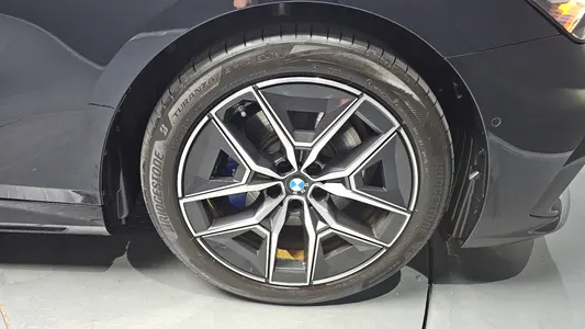 BMW 5 Series (G60) 520i M 2026 21