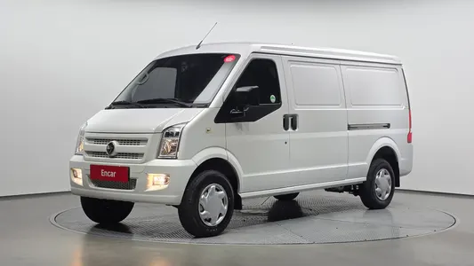 C35 EV 2 2023