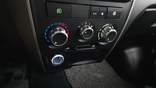 동풍소콘 C35 EV 2 2023 34