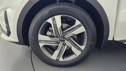 Kia 4 HEV 1.6 4WD 2022 5