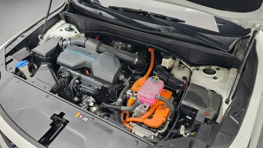 Kia 4 HEV 1.6 4WD 2022 6