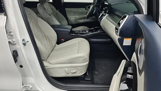 Kia 4 HEV 1.6 4WD 2022 27