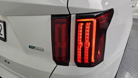 Kia 4 HEV 1.6 4WD 2022 24