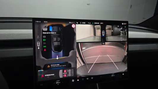 Tesla Y RWD 2026 15
