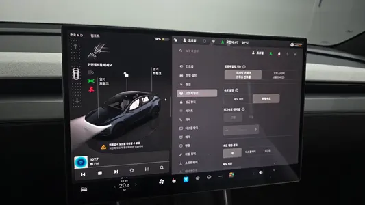Tesla Y RWD 2026 32