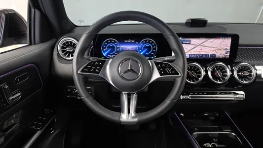 Mercedes-Benz EQB X243 EQB300 4MATIC 2026 12
