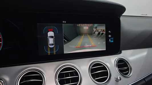 Mercedes-Benz E-Class W213 E250 2021 13