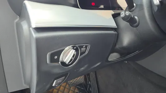 Mercedes-Benz E-Class W213 E250 2021 19