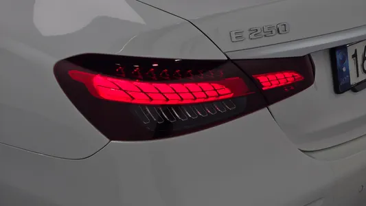 Mercedes-Benz E-Class W213 E250 2021 23