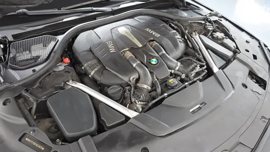 BMW 7 Series (G11) 750Li xDrive 2018 6