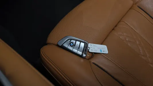 BMW 7 Series (G11) 750Li xDrive 2018 15