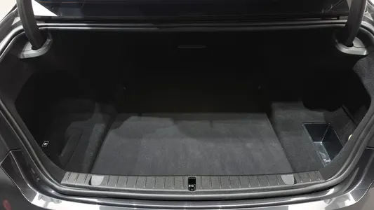 BMW 7 Series (G11) 750Li xDrive 2018 27