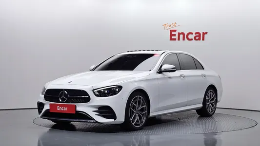 Mercedes-Benz E-Class W213 E220d 4MATIC AMG Line 2021