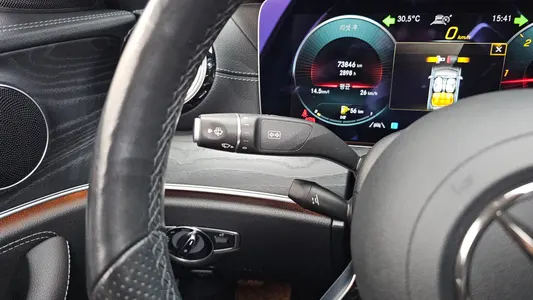 Mercedes-Benz E-Class W213 E220d 4MATIC AMG Line 2021 20