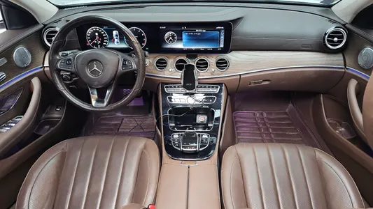 Mercedes-Benz E-Class W213 E300 4MATIC 2017 7