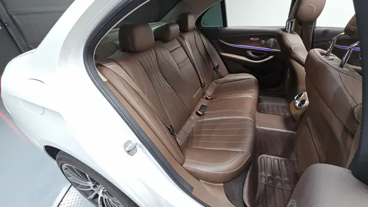 Mercedes-Benz E-Class W213 E300 4MATIC 2017 26