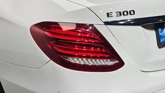 Mercedes-Benz E-Class W213 E300 4MATIC 2017 23