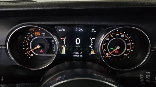 Jeep (JL) 2.0 4 2021 8