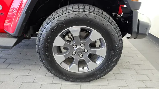 Jeep (JL) 2.0 4 2021 21