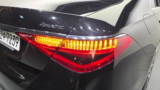 Mercedes-Benz S-Class W223 S500L 4MATIC 2021 23
