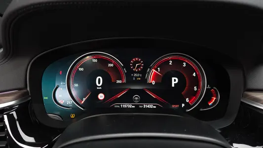 BMW 5 Series (G30) 520d M 2017 8