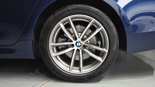 BMW 5 Series (G30) 520d M 2017 21