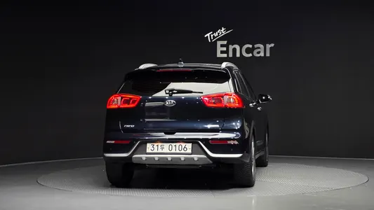 Kia Niro 2016 4