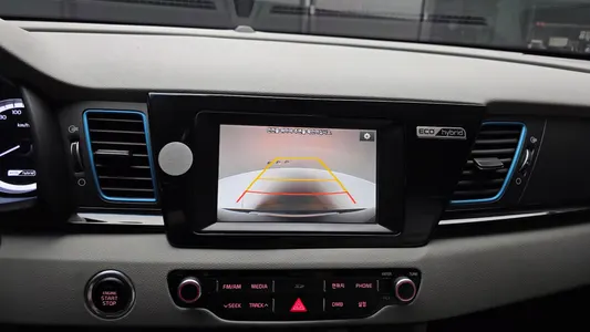 Kia Niro 2016 15
