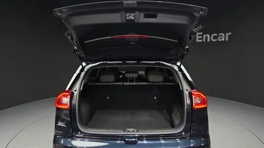 Kia Niro 2016 20