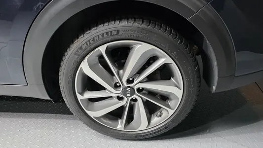 Kia Niro 2016 22