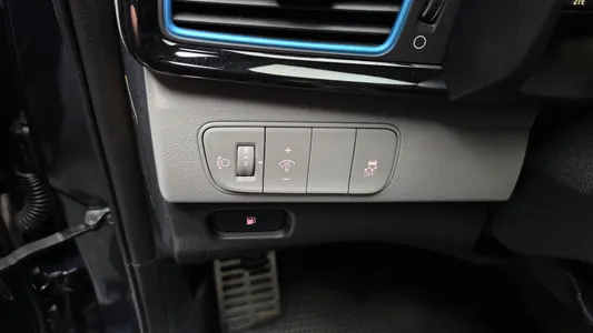 Kia Niro 2016 30