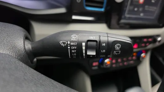 Kia Niro 2016 31