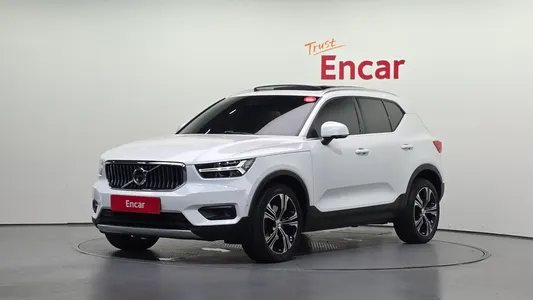 Volvo XC40 B4 2021
