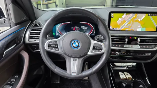 BMW iX3 M 2024 13