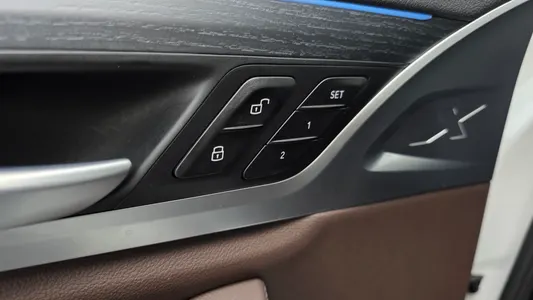 BMW iX3 M 2024 19