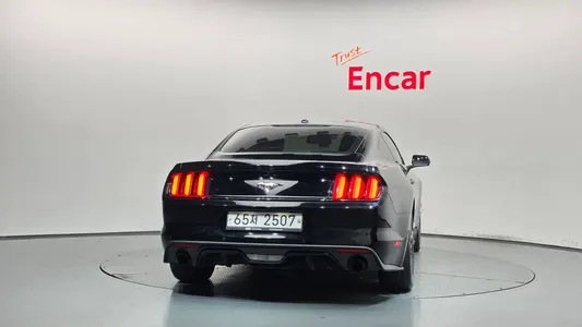 Ford 머스탱 2017 4