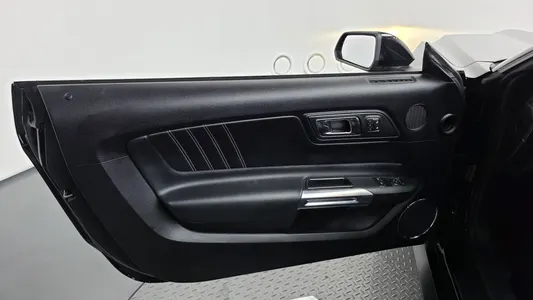 Ford 머스탱 2017 24