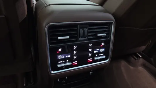 Porsche (PO536) 3.0 2021 18