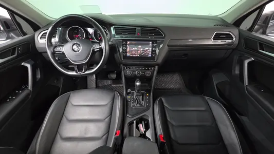 Volkswagen 2 2.0 TDI 2020 7