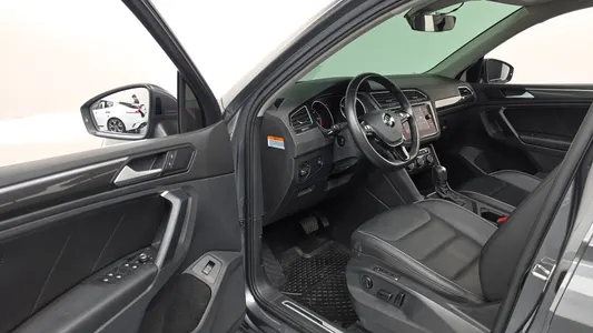 Volkswagen 2 2.0 TDI 2020 10