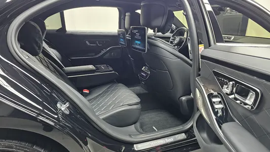Mercedes-Benz S-Class W223 S500L 4MATIC 2025 11
