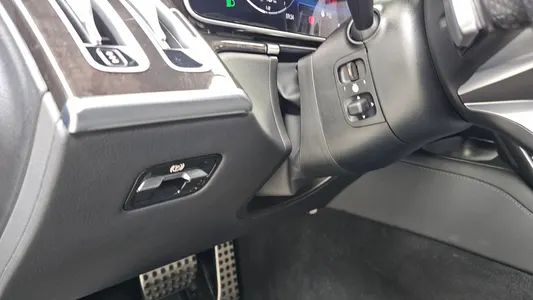 Mercedes-Benz S-Class W223 S500L 4MATIC 2025 27