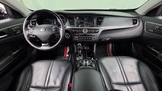 Kia K9 3.3 GDI RVIP 2013 7