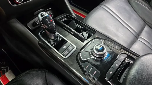 Kia K9 3.3 GDI RVIP 2013 9