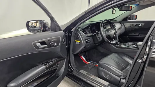 Kia K9 3.3 GDI RVIP 2013 10