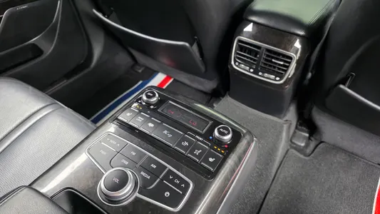 Kia K9 3.3 GDI RVIP 2013 18