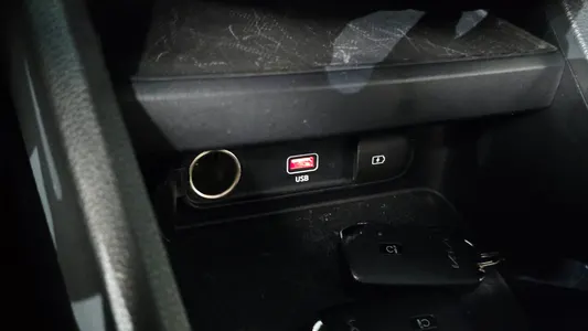 Kia K3 2 1.6 2021 13