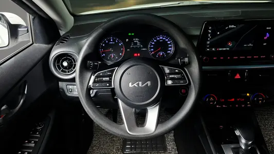 Kia K3 2 1.6 2021 15